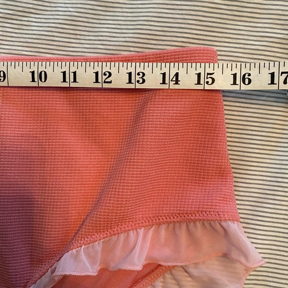 NWOT Bralette set - Picture 2 of 7